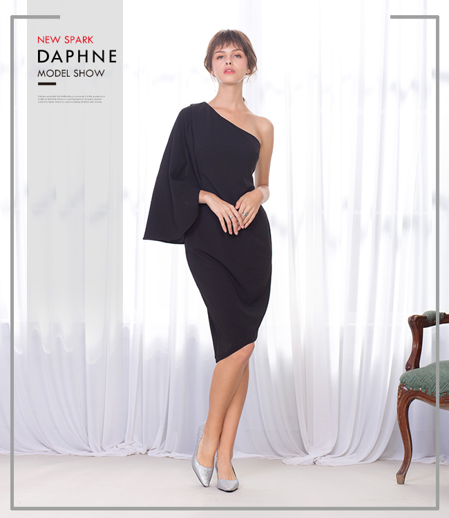 達芙妮DAPHNE 高跟鞋-金蔥亮片尖頭斜跟高跟鞋-銀