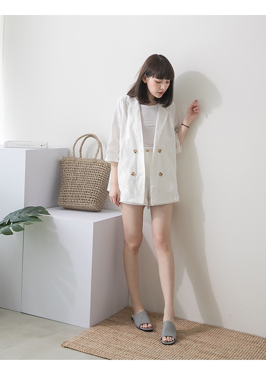 D+AF 極簡質感．超軟方頭寬版一字拖鞋＊灰