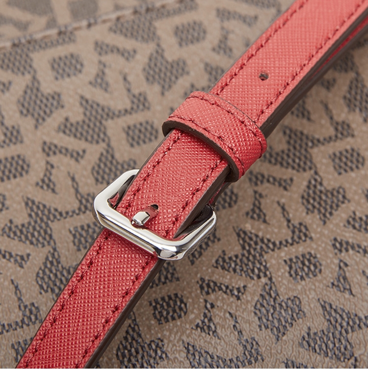 DKNY LOGO印花時尚斜背包 紅 DKNY LOGO印花時尚斜背包 紅