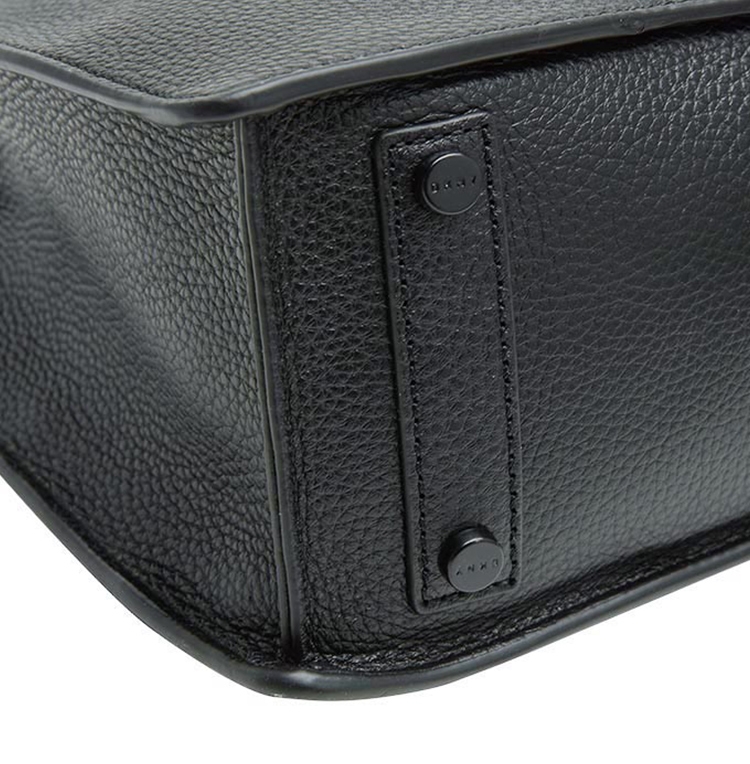 DKNY LOGO印字金屬鎖頭手提包 黑