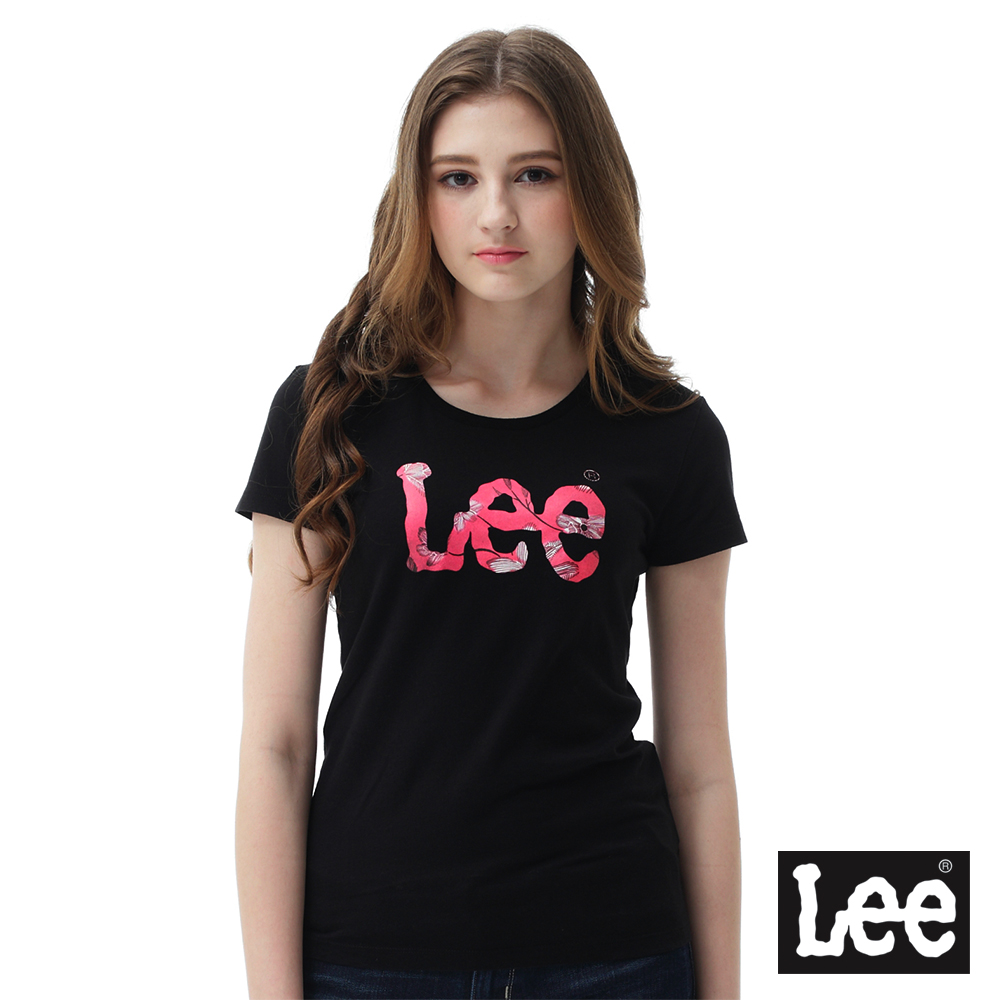 Lee粉白花瓣色塊LOGO短袖圓領T恤 女  黑色