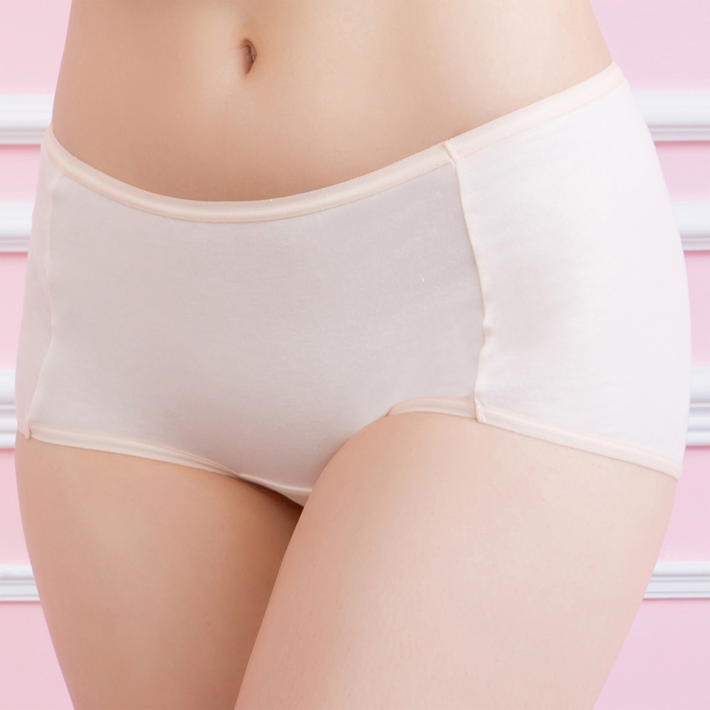 內褲 親膚棉素面系列M-LL中腰平口內褲(水嫩膚) 華歌爾