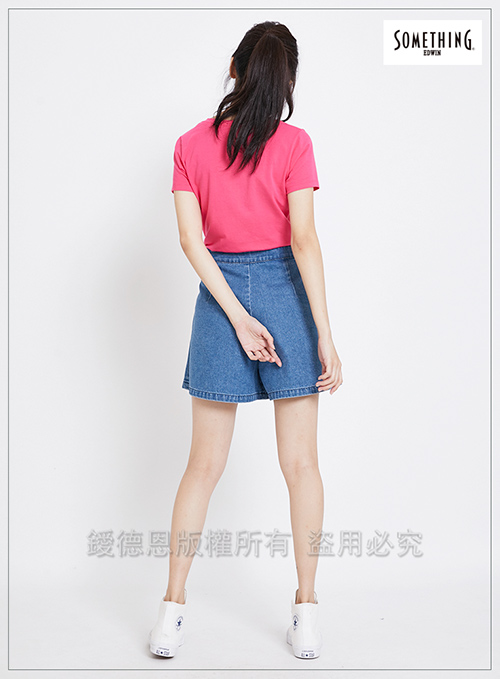 SOMETHING 熱帶花紋V領短袖T恤-女-桃紅