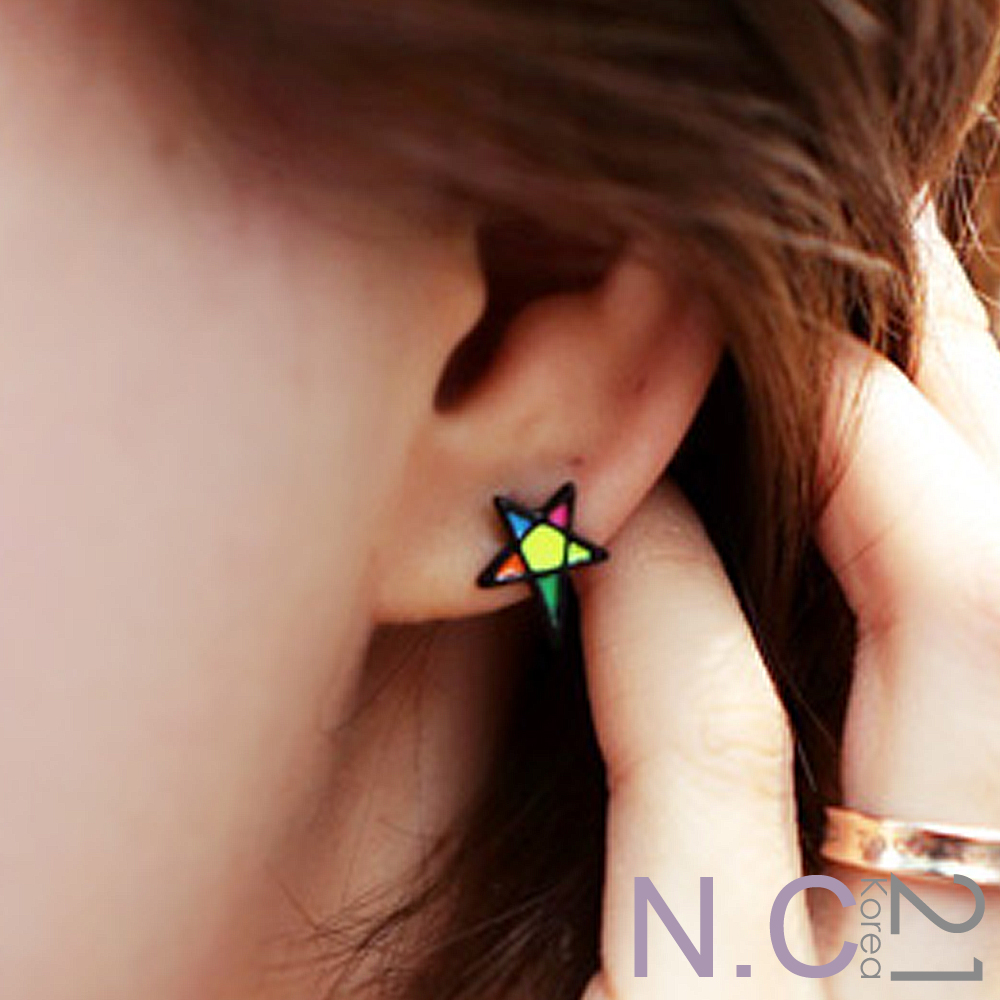 N.C21-星星彩繪琉璃感時尚耳環 (共二色)