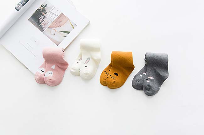 Baby unicorn 薑黃小貓造型中筒襪