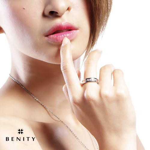 BENITY 淬鍊愛情 美鑽 IP玫瑰K金 白鋼 雙色情侶對戒款 女戒
