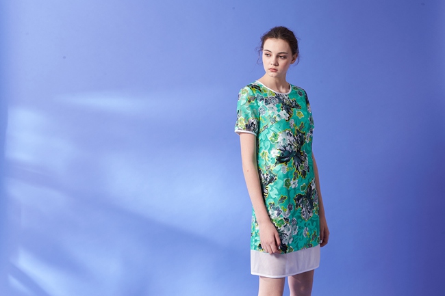 ICHE 衣哲 設計款滿版印花拼接造型質感禮服洋裝-綠