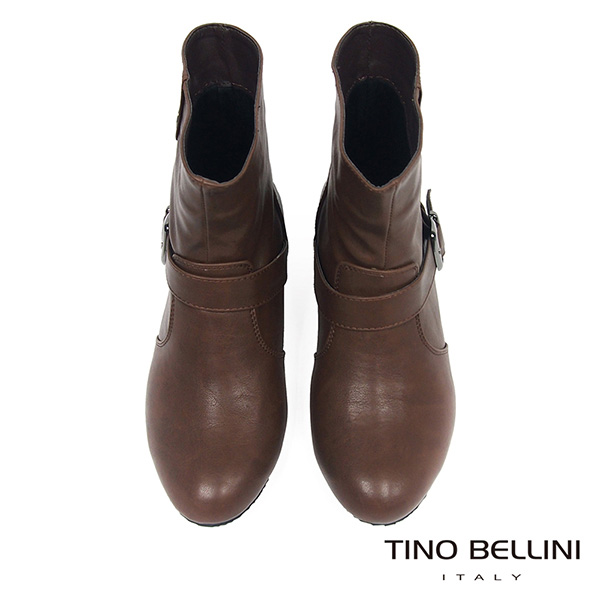 Tino Bellini 簡約經典釦帶內增高短靴_咖