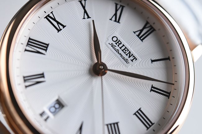 ORIENT 東方錶 ELEGANT系列 羅馬假期復古機械女錶-白x玫瑰金框/37.5mm