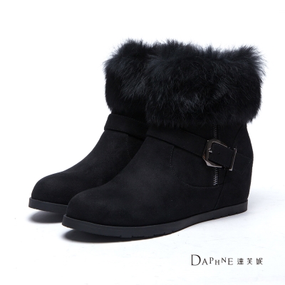 達芙妮DAPHNE-短靴-內增高毛領釦帶短靴-黑8H