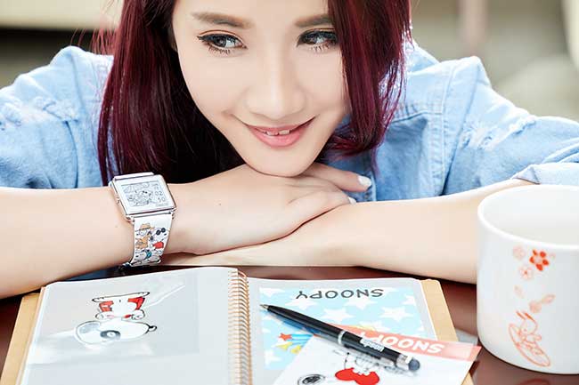 Smart Canvas 暖色向陽電子紙腕錶