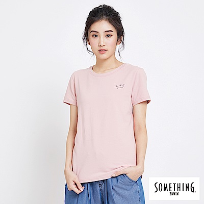 SOMETHING 簡約刺繡圓領短袖T恤-女-粉紅