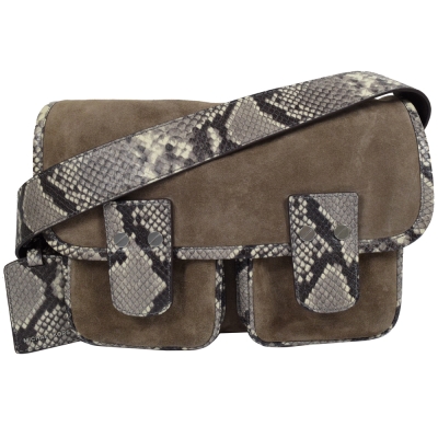 MICHAEL KORS HEWITT 麂皮蛇紋飾邊翻蓋雙扣斜背包.褐/灰