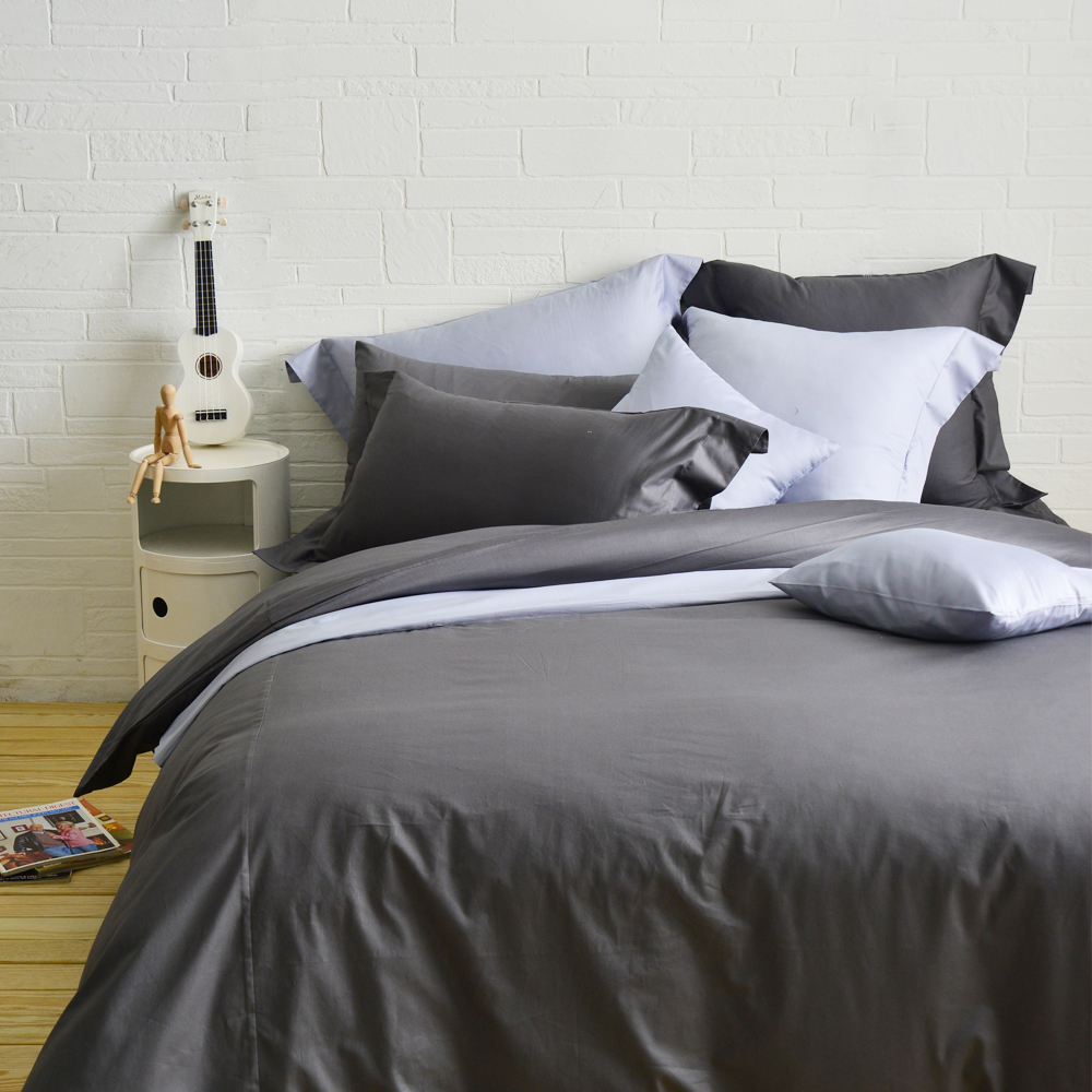 Cozy inn 簡單純色-鐵灰 加大四件組 200織精梳棉薄被套床包組
