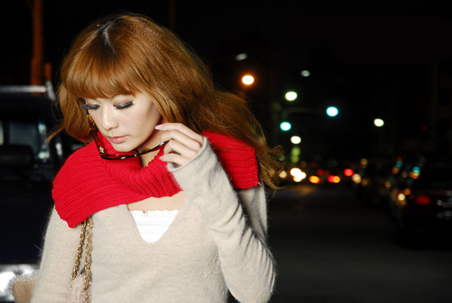 Aimee Toff 暖暖保暖流行短版針織圍脖(紅)