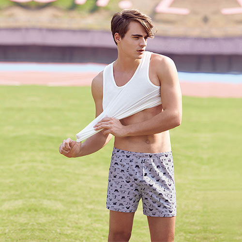 DAYNEER-寬鬆舒活時尚領結印花四角褲(紳士紫)