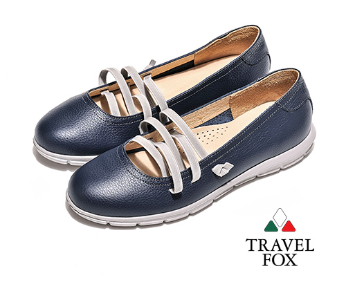 Travel Fox(女) 淺淺的微笑 彈力綁帶淺口休閒娃娃鞋 - 可人藍