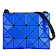 ISSEY MIYAKE 三宅一生BAOBAO雙色軟質方格3x4小型斜背包(藍/深藍) product thumbnail 1