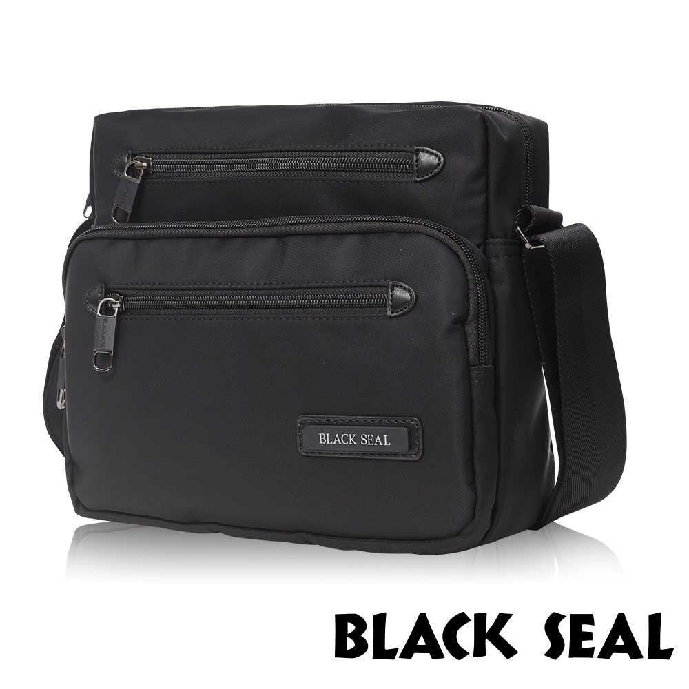 BLACK SEAL 經典休旅系列 多隔層收納休閒橫式斜背/側背包-經典黑 BS8493