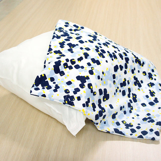 布安於室-黑黃點點抱枕2入(含枕心)