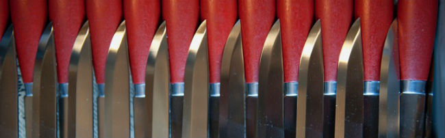 MORAKNIV CLASSIC 2/0 高碳鋼經典木工刀 赭紅