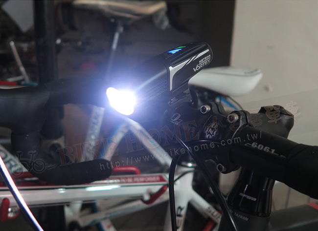 【MOON】METEOR VORTEX 600流明8模式白光LED自行車前燈