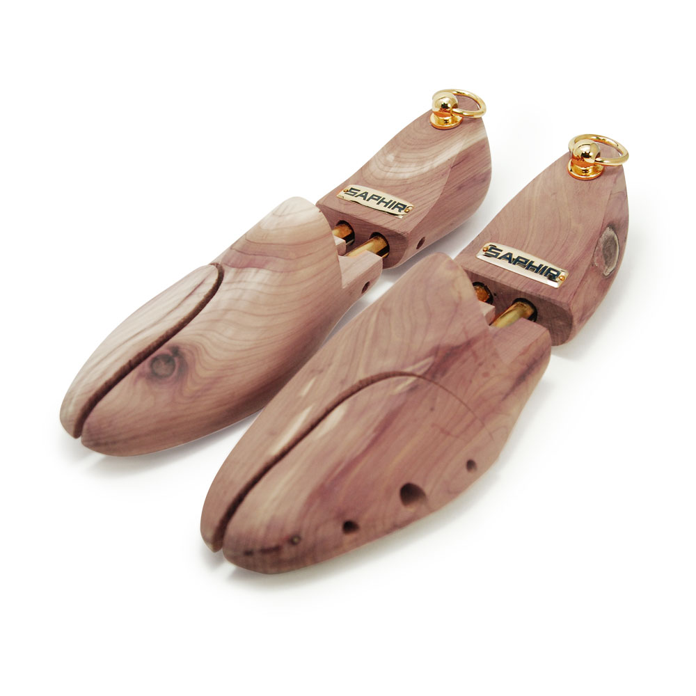 雪松木鞋撐：天然雪松木製造，皮革不易變形，防潮去味【SAPHIR莎菲爾】