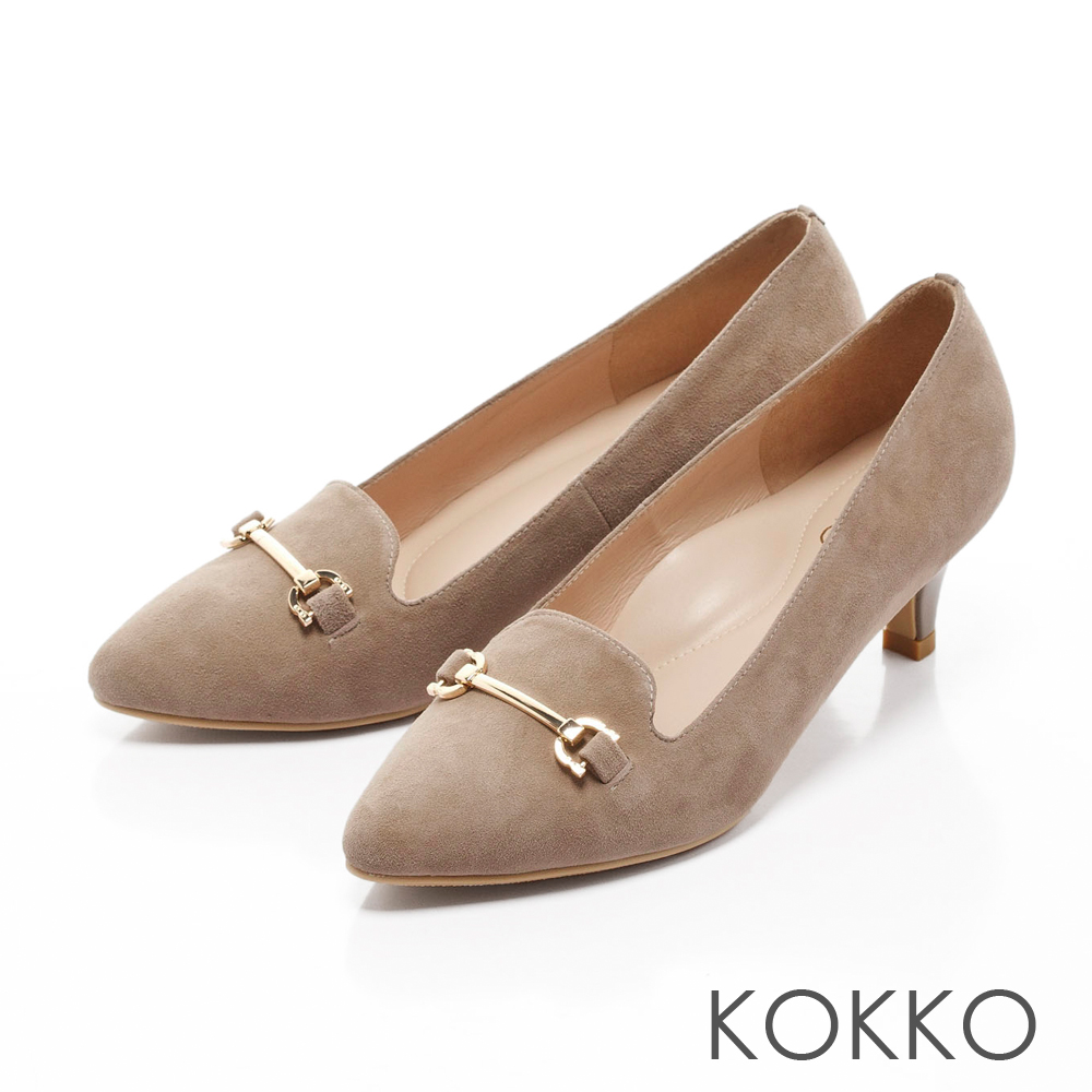 KOKKO-經典尖頭馬蹄扣真皮高跟鞋-月色杏