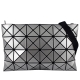 ISSEY MIYAKE 三宅一生BAOBAO亮面方格4x6斜背包(銀色/大) product thumbnail 1