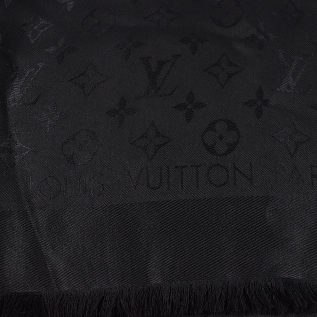 Chiếc túi nam mây trời của Louis Vuitton làm nức lòng giới mộ điệu