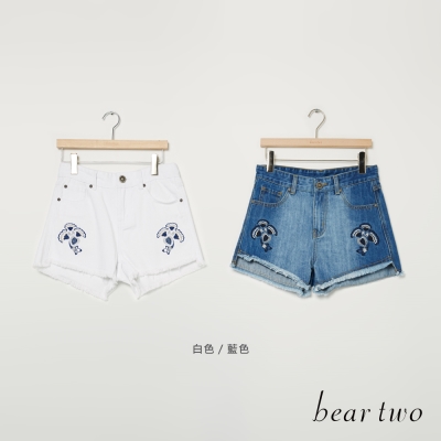 beartwo 花刺繡造型抽鬚丹寧短褲(二色)