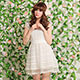 橫條紋花朵蕾絲蓬裙洋裝 (白色)-詩娜 product thumbnail 1