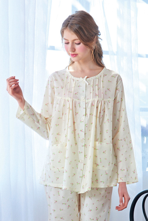 睡衣 精梳棉小碎花平織薄長袖兩件式睡衣(R77201-11淺米黃) 蕾妮塔塔