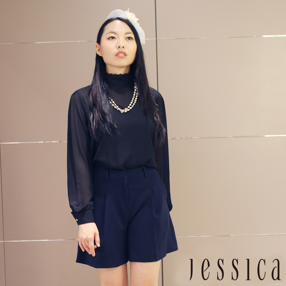 【JESSICA】簡約雅緻立體蕾絲鑽釦造型上衣(黑)