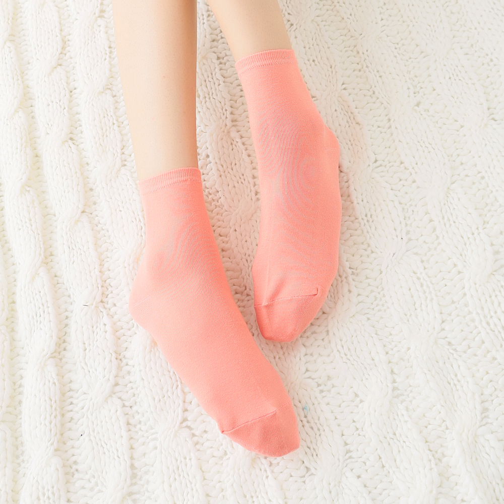 蒂巴蕾Fashion  socks 1/2女襪-素面