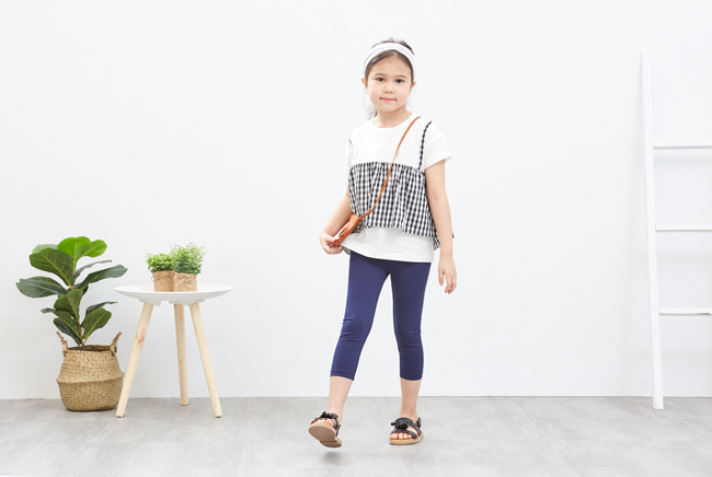 Little moni 假二件式上衣 黑色