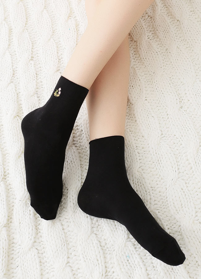 蒂巴蕾Fashionsocks 1/2女襪-刺繡小花