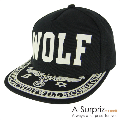 A-Surpriz WOLF字母圖騰夜光棒球帽(黑)