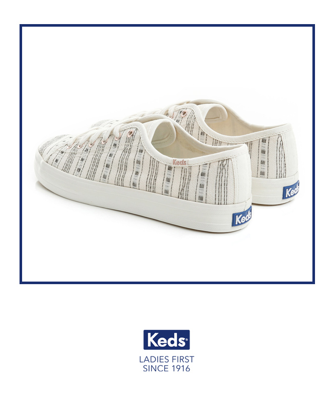 Keds KICKSTART 復古風條紋綁帶帆布鞋-奶油白