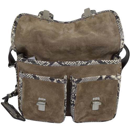 MICHAEL KORS HEWITT 麂皮蛇紋飾邊翻蓋雙扣斜背包.褐/灰