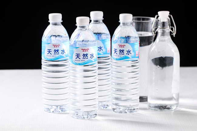 Yakult 養樂多天然水-包裝飲用水(600mlx24入)
