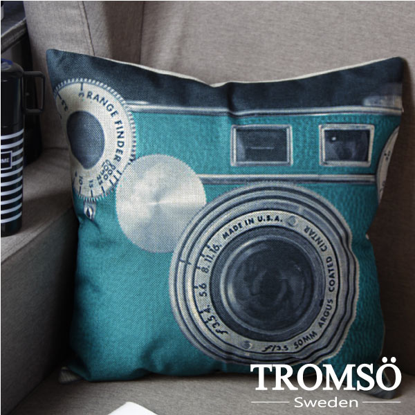 TROMSO-品味英倫棉麻抱枕/相機藍綠