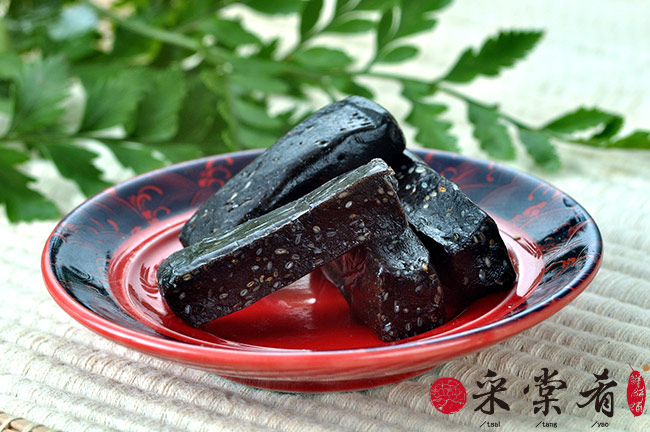 采棠肴 芝麻軟糖(600g/盒)+南棗核桃糕(600g/盒)