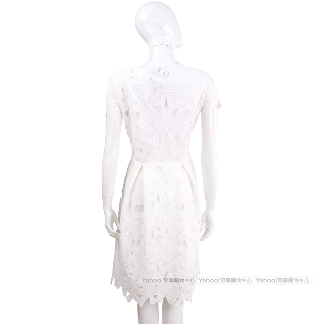 BLUGIRL 白色浮雕織花蕾絲短袖洋裝