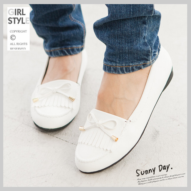 River&Moon台灣製金墜流蘇朵結乳膠小跟包鞋-白