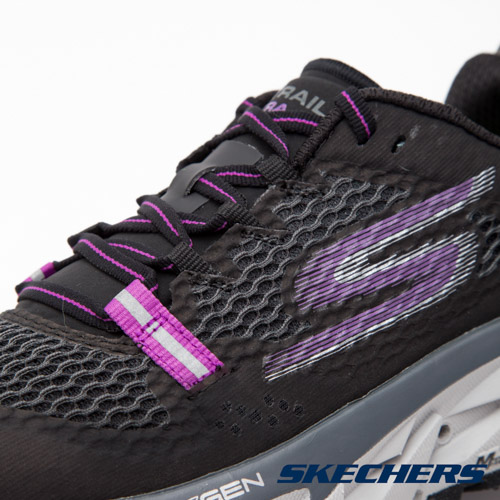 SKECHERS (女) 跑步系列GO Trail Ultra4-14111BKPR