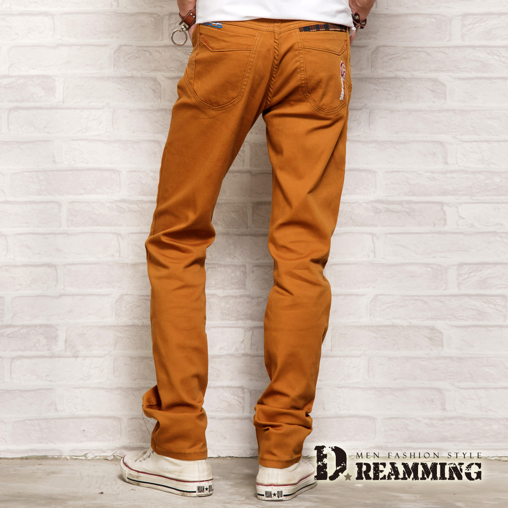 Dreamming 格紋膠印口袋伸縮休閒長褲-棕色