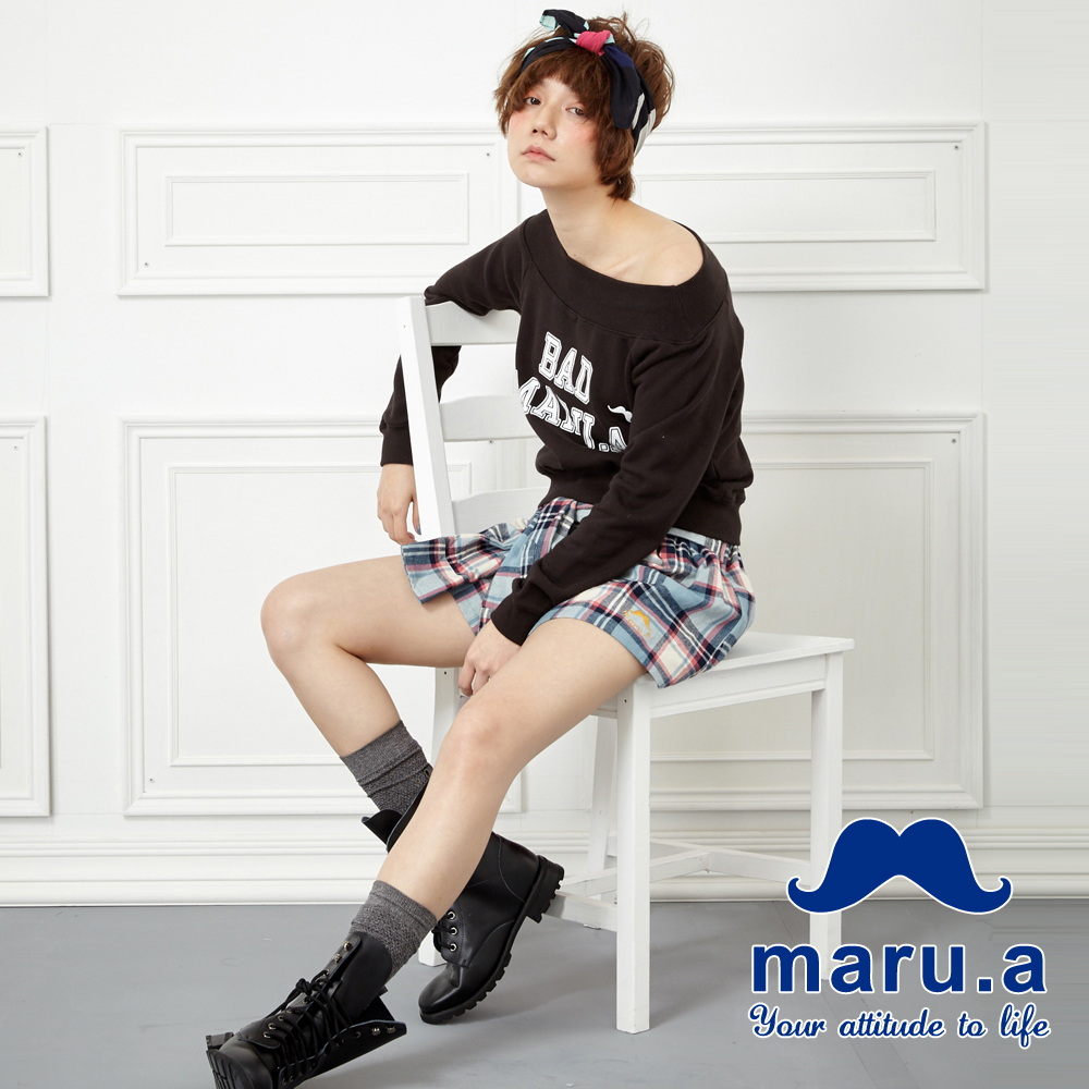 maru.a麻洛野　羅紋滾邊一字領純棉T-shirt(黑色)