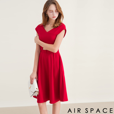 AIR SPACE V領造型鏤空口袋傘襬洋裝(紅)