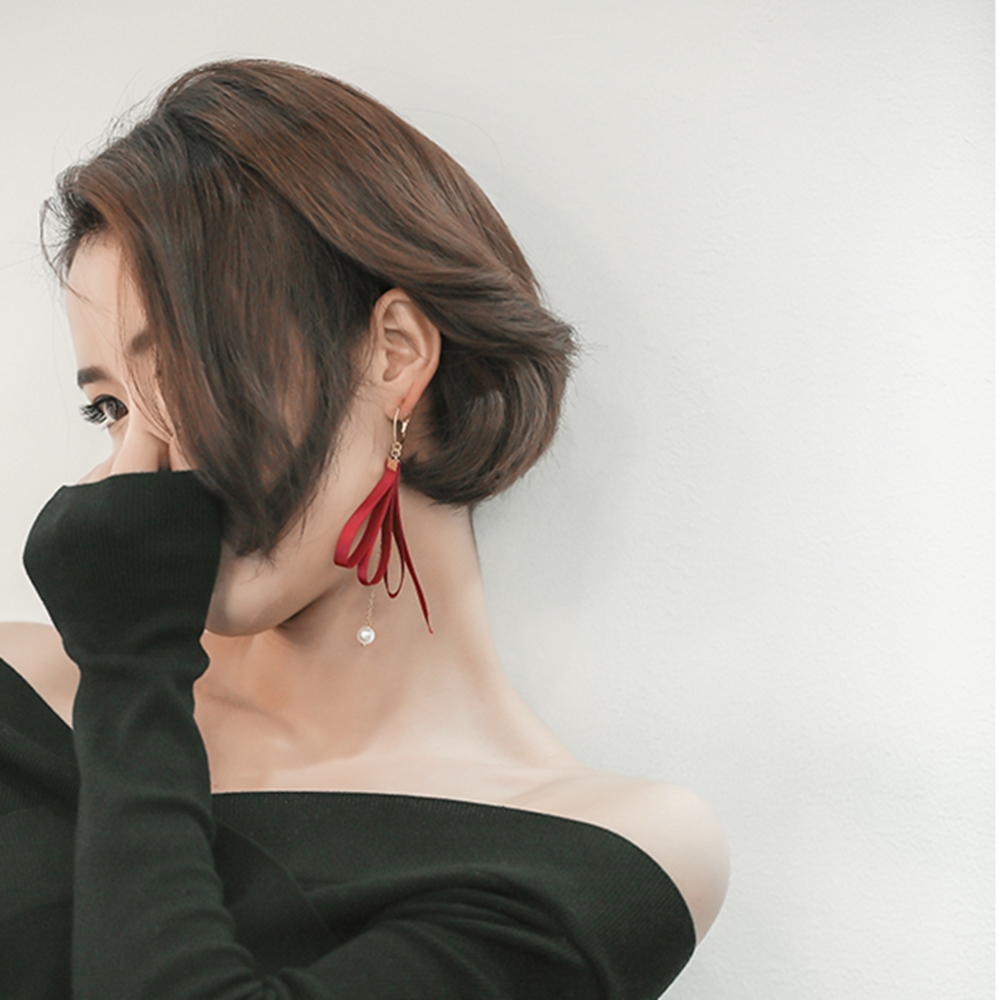 梨花HaN  韓國進口綢緞不對襯絲帶鑽石耳環